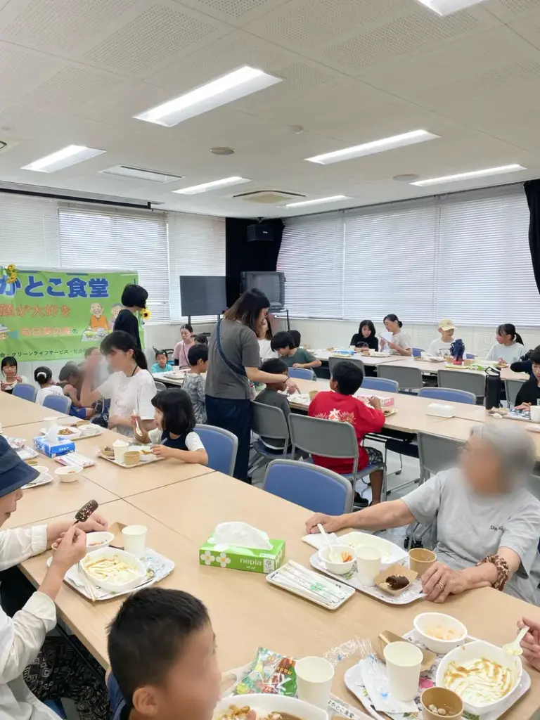 【手鎌よかとこ食堂】　クリーンライフサービス2